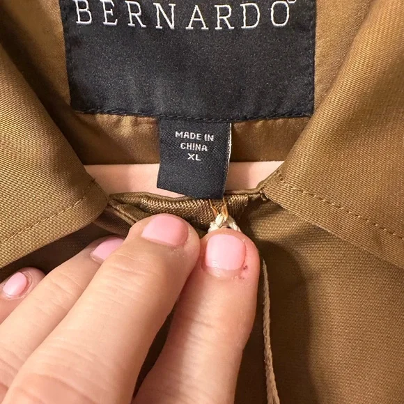 Bernardo Olive Brown Trench Coat with Belt - Picture 5 of 8